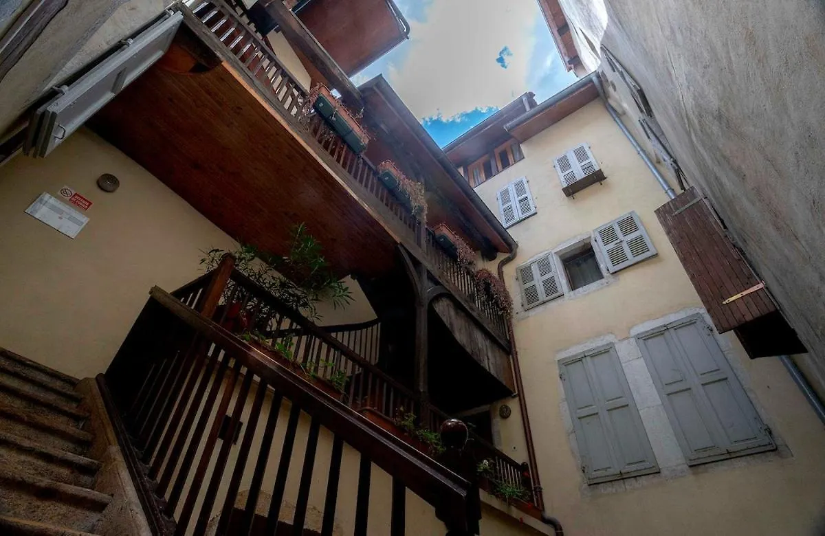 Le Hippie-Chic, Hyper Centre Apartment Annecy France