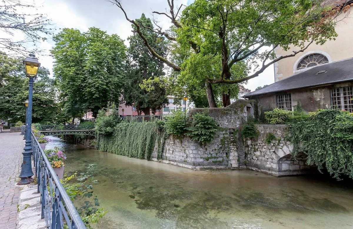 Le Hippie-Chic, Hyper Centre Apartment Annecy France